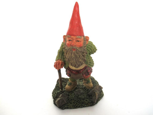 'Scott' Gnome with Kilt after a design by Rien Poortvliet, scottish gnome.