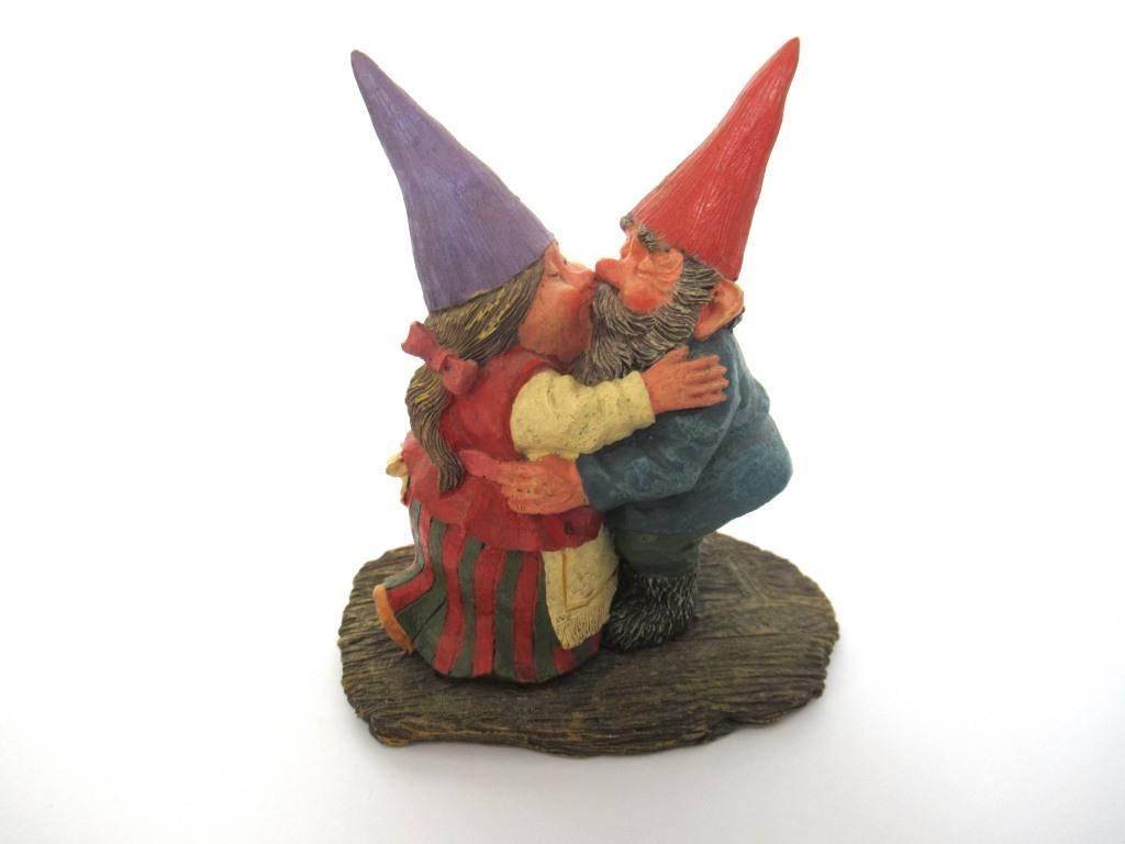 Kissing gnome couple 'Will and Ann'. David the gnome after a design by Rien Poortvliet.