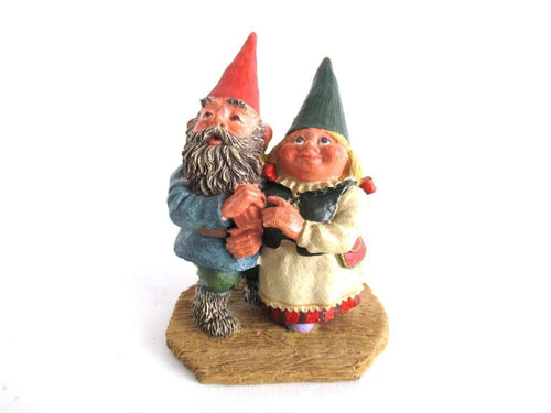 UpperDutch:,Classic Gnomes 'Looking to the Moon' Gnome figurine after a design by Rien Poortvliet.