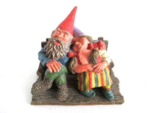 UpperDutch:,Classic Gnomes 'Love Forever' Gnome figurine after a design by Rien Poortvliet