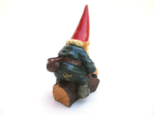 Garden Gnome after a design by Rien Poortvliet - David the Gnome - Working gnome. #837G965K1