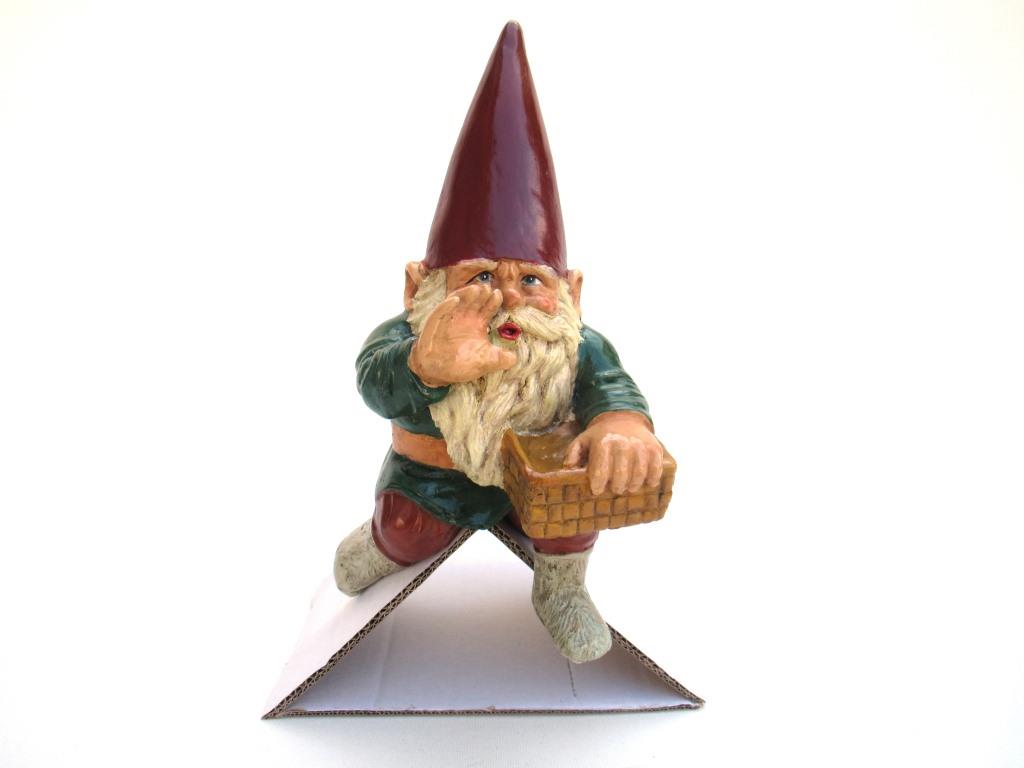 Garden Gnome for on a point roof / birdhouse after a design by Rien Poortvliet, David the Gnome.