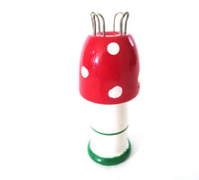UpperDutch:Knitting doll,Wooden Mushroom Knitting Doll, French Knitting, Knitting Nancy, Bobbin Doll, Mushroom, Knitting Nancy.