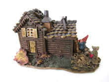 UpperDutch:Gnome,Classic Gnomes Villages 'Gnome-house and mouse' after a design by Rien Poortvliet Gnome figurine.