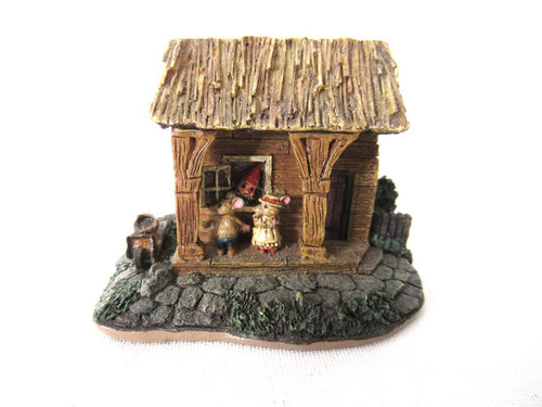 UpperDutch:Gnome,Classic Gnomes 'Mice House' Gnome figurine after a design by Rien Poortvliet.