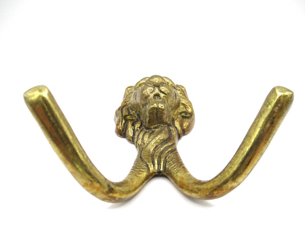 Lion Head Coat hook Wall hook Solid Brass. Decorative animal