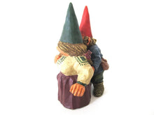 UpperDutch:Gnome,Classic Gnomes 'Richard and Rosemary' gnome figurine after a design by Rien Poortvliet.