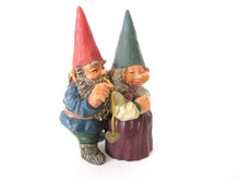 UpperDutch:Gnome,Classic Gnomes 'Richard and Rosemary' gnome figurine after a design by Rien Poortvliet.