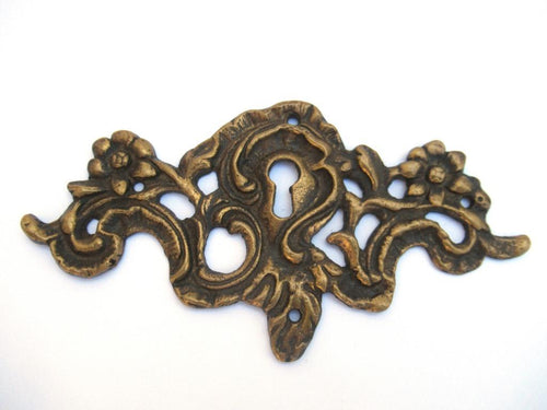 Vintage Escutcheon, flowers. Furniture hardware, Keyhole cover