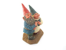UpperDutch:Gnome,Classic Gnomes 'Looking to the Moon' Gnome figurine after a design by Rien Poortvliet.