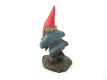 UpperDutch:Gnome,'Andreas' Gnome playing pan flute figurine after a design by Rien Poortvliet. Part of the Classic Gnomes series designed by Rien Poortvliet