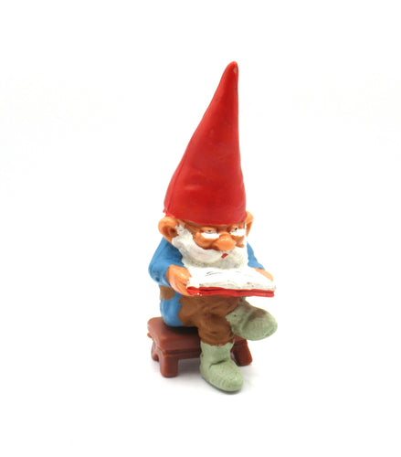 Reading Gnome after a design by Rien Poortvliet, Brb. David the Gnome