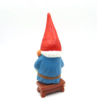 Reading Gnome after a design by Rien Poortvliet, Brb. David the Gnome