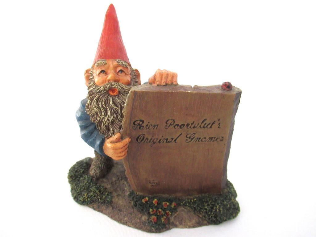 UpperDutch:Gnome,Gnome Figurine Rien Poortvliet's Original gnomes.