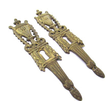 1 (ONE) Antique escutcheon, Ornate brass keyhole frame / cover, Victorian style