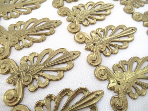 UpperDutch:Furniture applique,1 (ONE) Vintage Brass Furniture Applique made in Italy, embellishment,restoration supply.