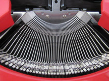 UpperDutch:Typewriter,Sperry Remington Idool Typewriter Ten Forty, QWERTY keyboard. Working red typewriter. Retro office decor, desk decor.