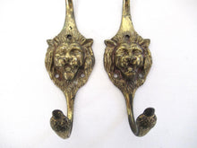 UpperDutch:Wall hook,Set of 2 Lion Wall hooks - Coat hooks. Decorative animal storage solution, coat hangers.