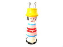 UpperDutch:Knitting doll,Knitting Nancy, Vintage Wooden Knitting Doll, French Knitting, Bobbin Doll, Sewing supply.