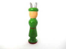UpperDutch:Knitting doll,Knitting Nancy, Vintage Wooden Knitting Doll, French Knitting, Bobbin Doll, Sewing supply.