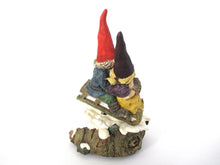 UpperDutch:Gnome,Music box, Rien Poortvliet, David the Gnome, Gnomes sledding.