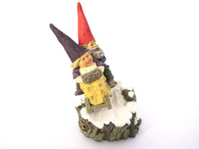 UpperDutch:Gnome,Music box, Rien Poortvliet, David the Gnome, Gnomes sledding.
