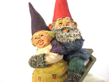 UpperDutch:Gnome,Music box, Rien Poortvliet, David the Gnome, Gnomes sledding.