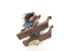 Small skiing troll, Original Nord Suvenir Norway (Goblin, Gremlin, Hob, Imp, Gnome, Hobgoblin, Elf, Pixy)