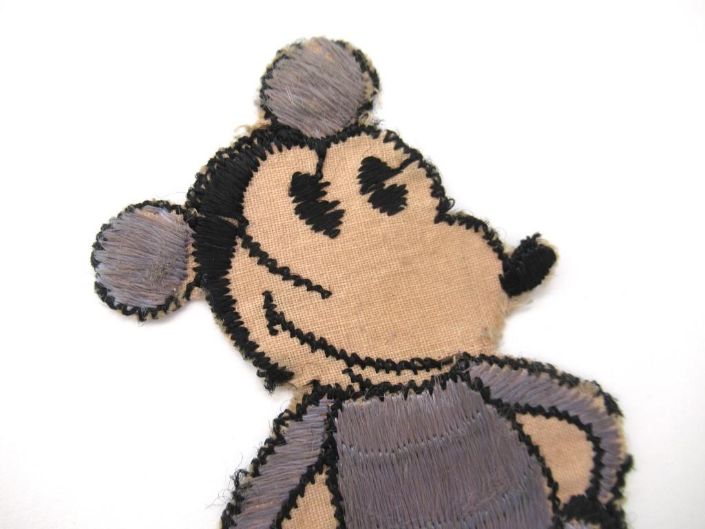Antique 1930's Minnie Mouse Turmac Applique, Silk Embroidered applique –  UpperDutch