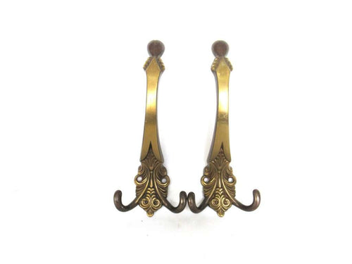 UpperDutch:,Set of 2 Wall hooks - Coat hooks - Ornate - Victorian style hooks.