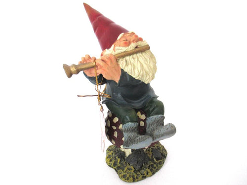 Rien Poortvliet Garden Gnome, Amadeus, Klaus Wickl. Playing the flute on a mushroom, David the Gnome.