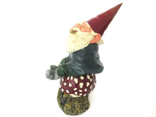 Rien Poortvliet Garden Gnome, Amadeus, Klaus Wickl. Playing the flute on a mushroom, David the Gnome.