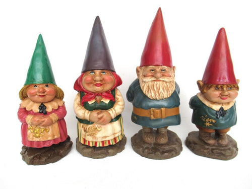 Gnome family, Original Rien Poortvliet gnome figurines. David the gnome statues, rare complete set of gnome parents and kids.