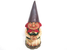 Gnome family, Original Rien Poortvliet gnome figurines. David the gnome statues, rare complete set of gnome parents and kids.