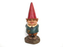 Gnome family, Original Rien Poortvliet gnome figurines. David the gnome statues, rare complete set of gnome parents and kids.