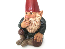 Gnome figurine, Sitting Gnome after a design by Rien Poortvliet, David the Gnome, Garden Gnome.