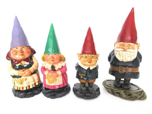 Gnome family, Original Rien Poortvliet gnome figurines. David the gnome statues, rare complete set of gnome parents and kids.