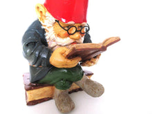 Gnome reading a book, David the Gnome, Design by Rien Poortvliet.