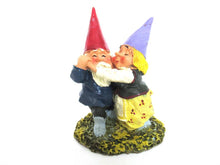 Gnome Couple Dancing, David the Gnome, Rien Poortvliet.