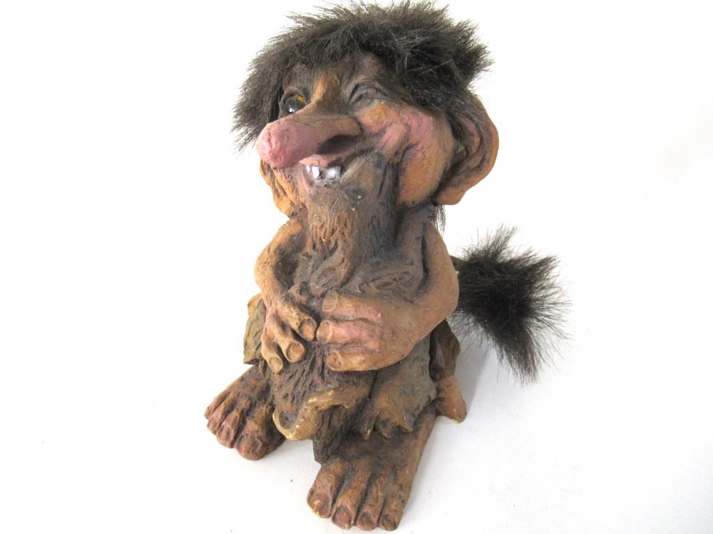 Nyform Troll, Troll with dog handmade in Norway. (Goblin, Gremlin, Hob, Imp, Gnome, Hobgoblin, Elf, Pixy)