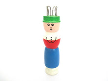 Knitting Doll, Vintage Wooden Knitting Doll, French Knitting, Bobbin Doll, Sewing supply, Knitting Nancy.