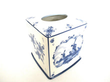 Beautiful Delft Blue Tissue holder, Tissue box, Elesva Delftware.