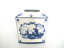 Beautiful Delft Blue Tissue holder, Tissue box, Elesva Delftware.