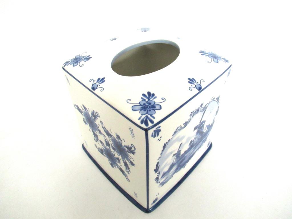 Beautiful Delft Blue Tissue holder, Tissue box, Elesva Delftware.