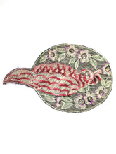 Bird Applique / 1930s Vintage Embroidered Bird applique / application / patch. Vintage patch, sewing supply.