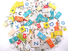 400+ pcs mixed letter tiles, lot letter mix, game pieces. Assortment scrapbook letters, alphabet mix, word art supply.