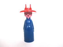 Knitting Nancy, Vintage Plastic Jean Spool made in West-Germany, Spool Knitter, French Knitting, Bobbin Doll, Knitting doll