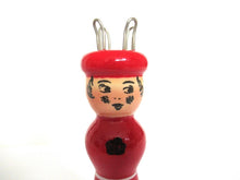 Knitting Doll, Vintage Wooden Knitting Doll, French Knitting, Bobbin Doll, Sewing supply, Knitting Nancy.