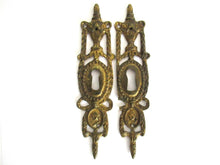 1 (ONE) Antique Brass Ornate Escutcheon, keyhole cover, Empire.