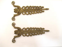 1 (ONE) Brass Antique Cabinet Ornament Furniture Applique. Decoration mount, Authentic hardware, restoration supplies